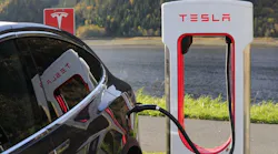 tesla-1738969_1920-1