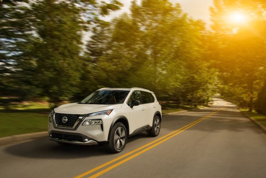 2021-Nissan-Rogue_White-13-source-1