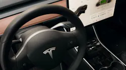 ze-ferrari-careto-syWwV9Xw0jI-unsplash-1