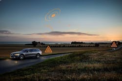 1673020752322 251538 Hazard Light Alert Demonstration On V90 Cross Country1 1673020752322 251538 Hazard Light Alert Demonstration On V90 Cross Country1