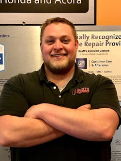 1673045354521 Scottscollisioncenter1 1673045354521 Scottscollisioncenter1