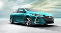 2017_Toyota_Prius_Prime_01_147F8488B0069894830BB5CA3B28EB2465138498