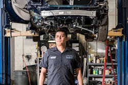 Mentoring-Technicians-Through-Meticulous-Repairs Mentoring-Technicians-Through-Meticulous-Repairs