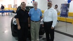 1673052132847 Fromlefttonyscolaownerstevehartlessfischerhouseassistantmanagerlouscolaowne 1673052132847 Fromlefttonyscolaownerstevehartlessfischerhouseassistantmanagerlouscolaowne