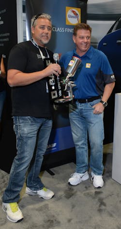 1673052450523 Glasuritbpawinner2015withchip 1673052450523 Glasuritbpawinner2015withchip