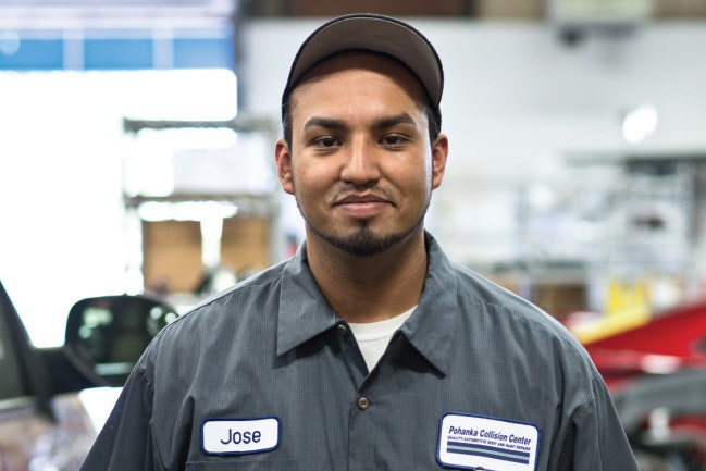 1673052705364 Aluminumfocusedautobodytechnicianwithaneyeforprecisionandloveforaluminumpro