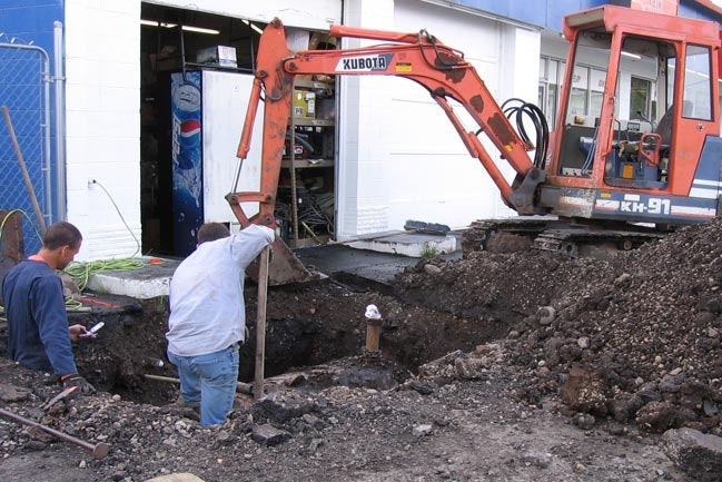 1673277838387 Getthedirtonwhatsunderyourshop