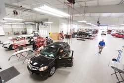 1673278195445 Mungenastautomotivefamilycollisionassistancecenters 1673278195445 Mungenastautomotivefamilycollisionassistancecenters