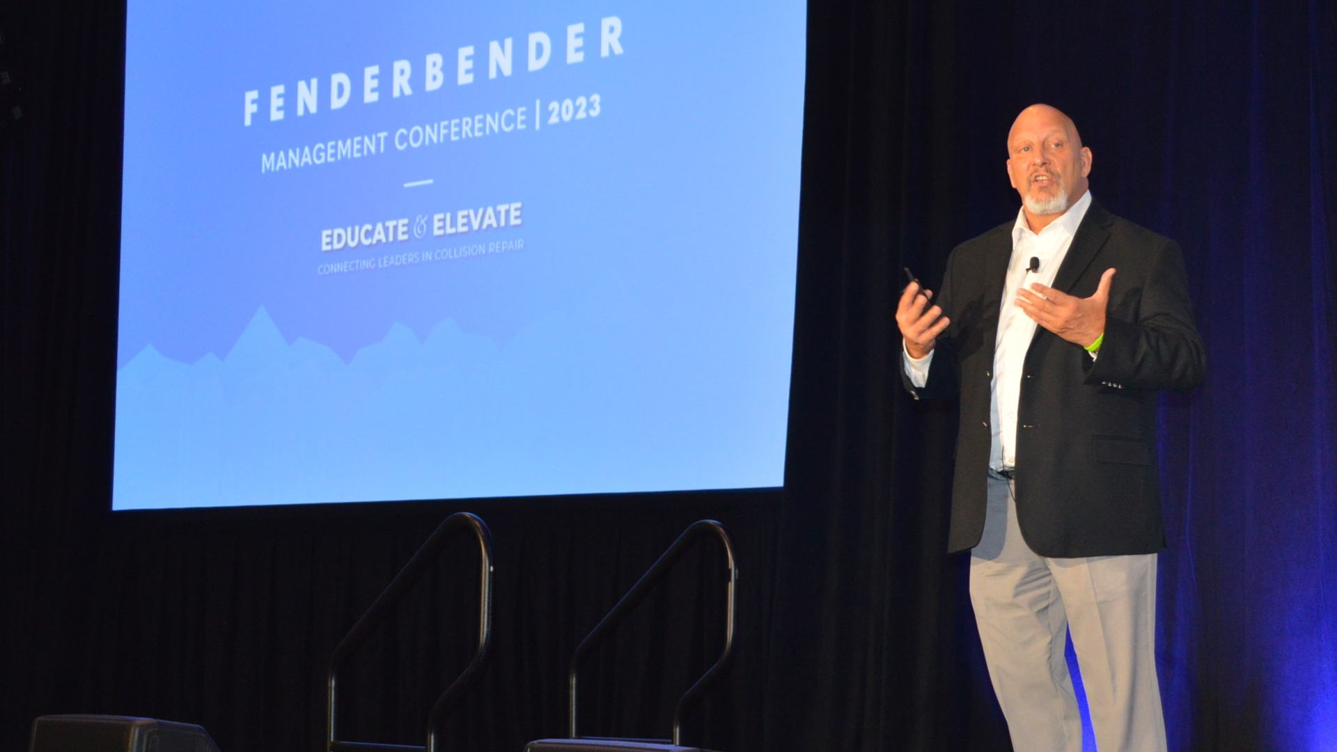 Mike Anderson Tells FenderBender Management Conference Attendees How to