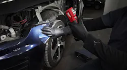A color match light is used by automotive painters and detailers to mimic sunlight with a high color rendering index (CRI) and multiple color temperatures.