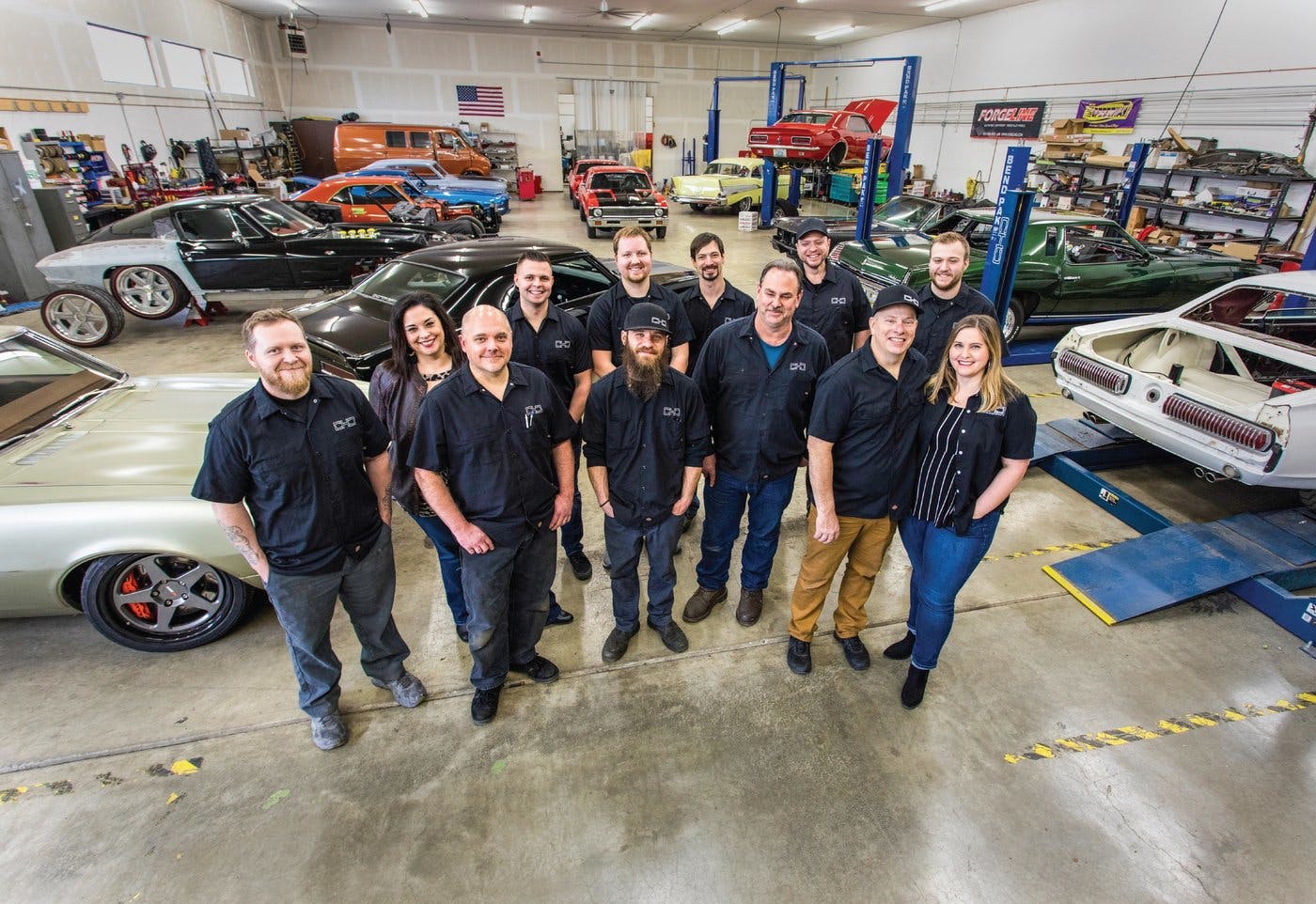 65b9e5297333fd001e0eb4d6 Chris And Alyssa Right With The Team