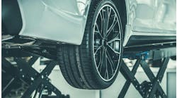 Guest Blog: Key factors for choosing the right car lift for EV servicing Guest Blog: Key factors for choosing the right car lift for EV servicing