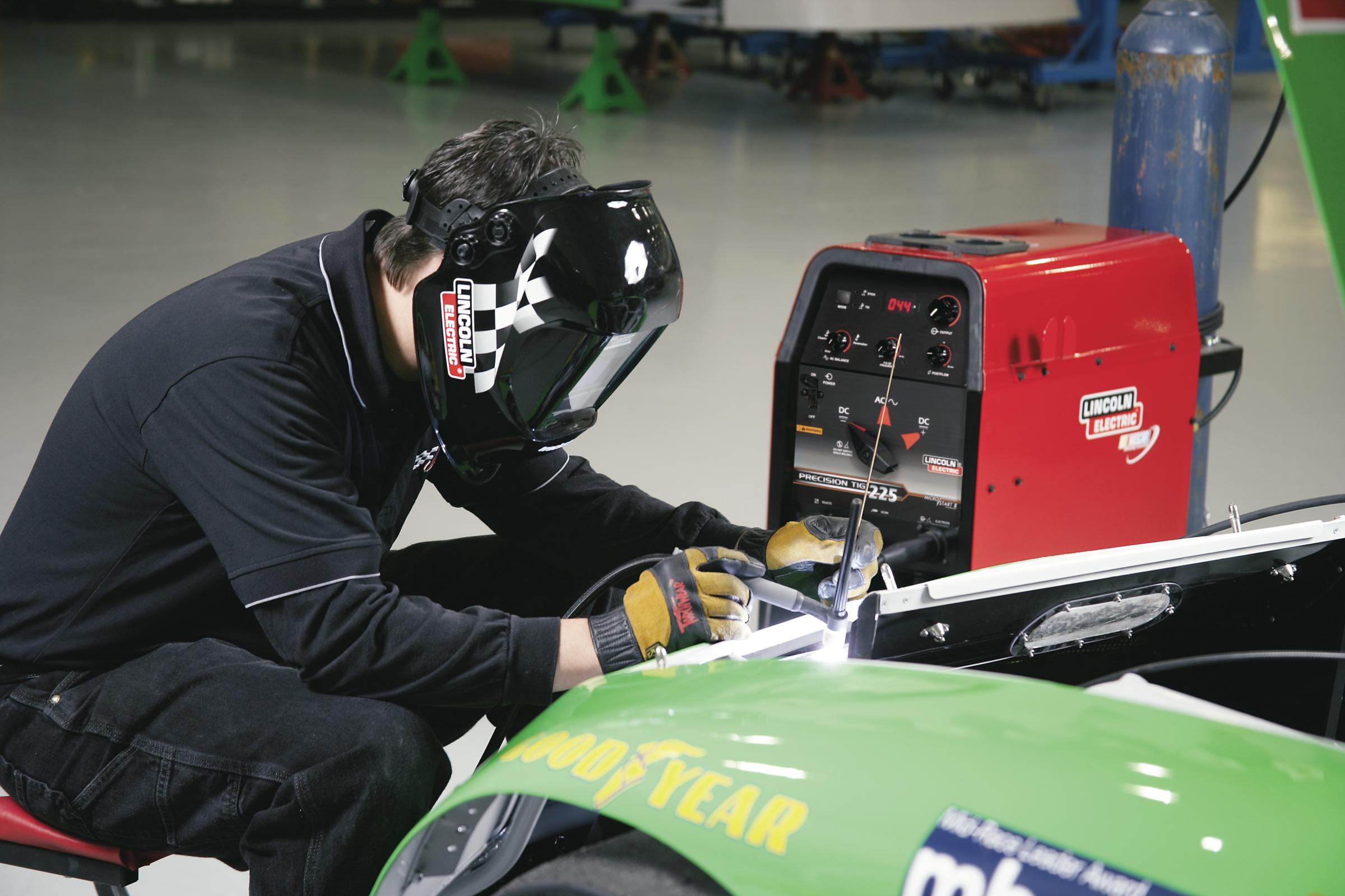 6656f38a8d79d8c853193a52 Precisiontig225welder 10096869