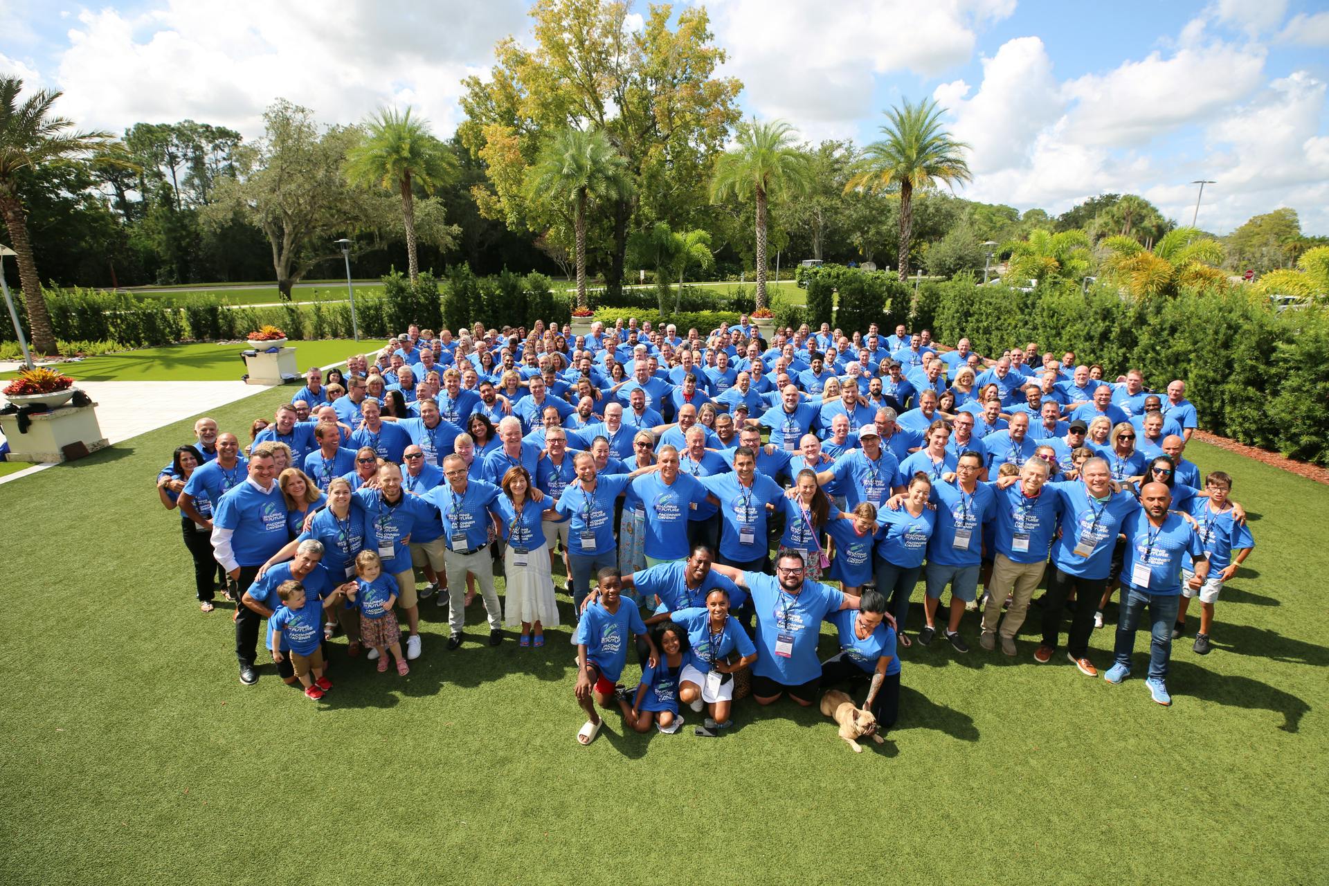 66571ab7cf508e3bb6da5903 Group Picture