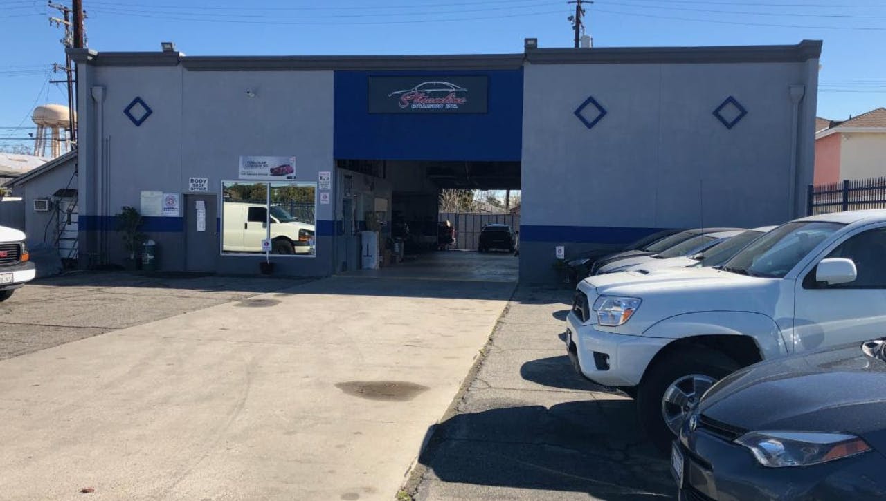 Streamline Collision parking lot