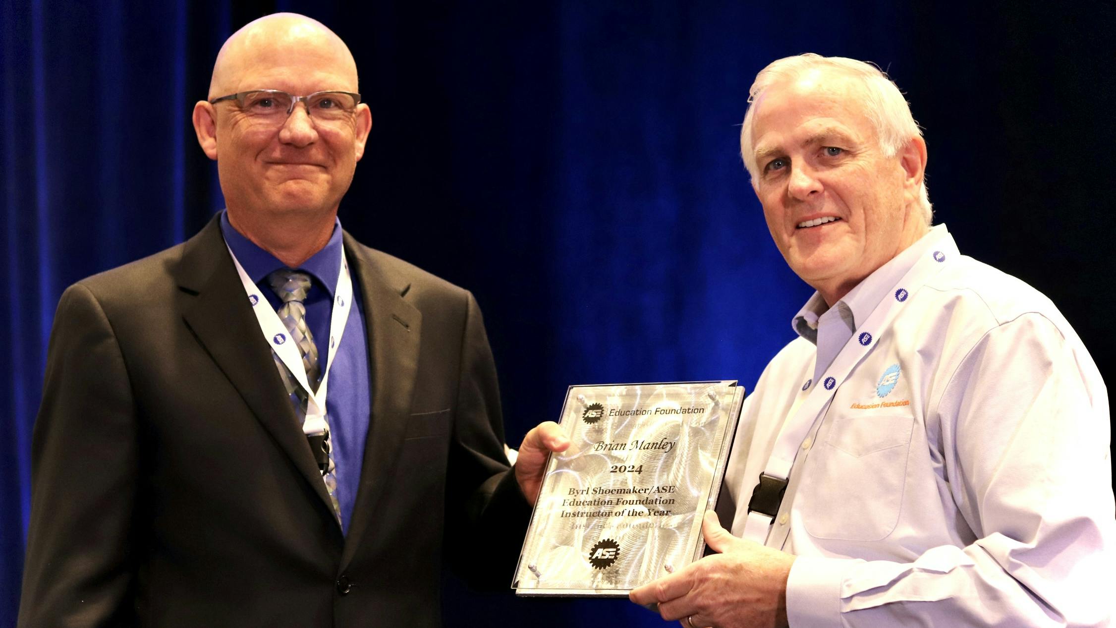 Brian Manley Receives 2024 Byrl Shoemaker Award