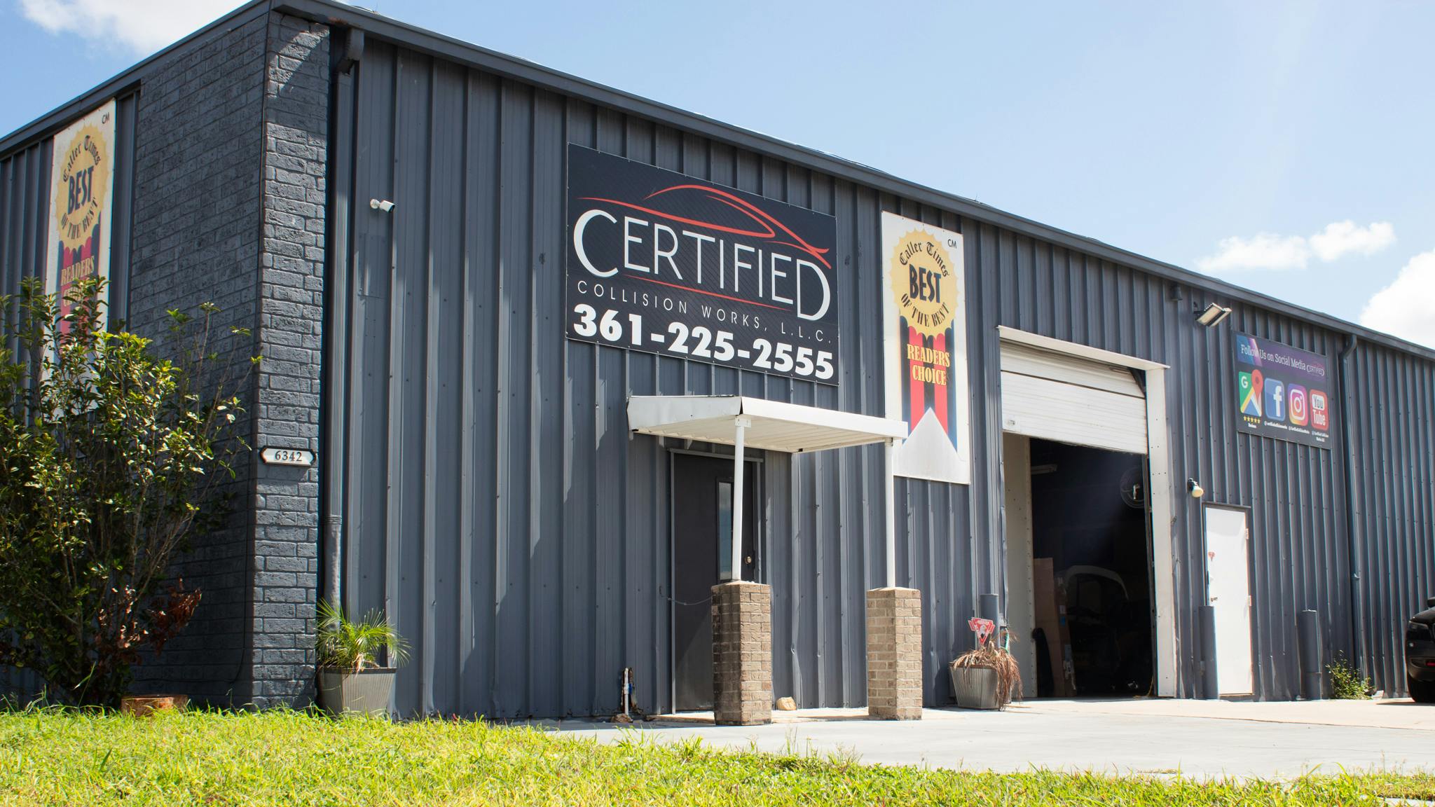 MAINTAINING AN IMAGE: Owner Stan Medina has focused on keeping a clean, organized shop.