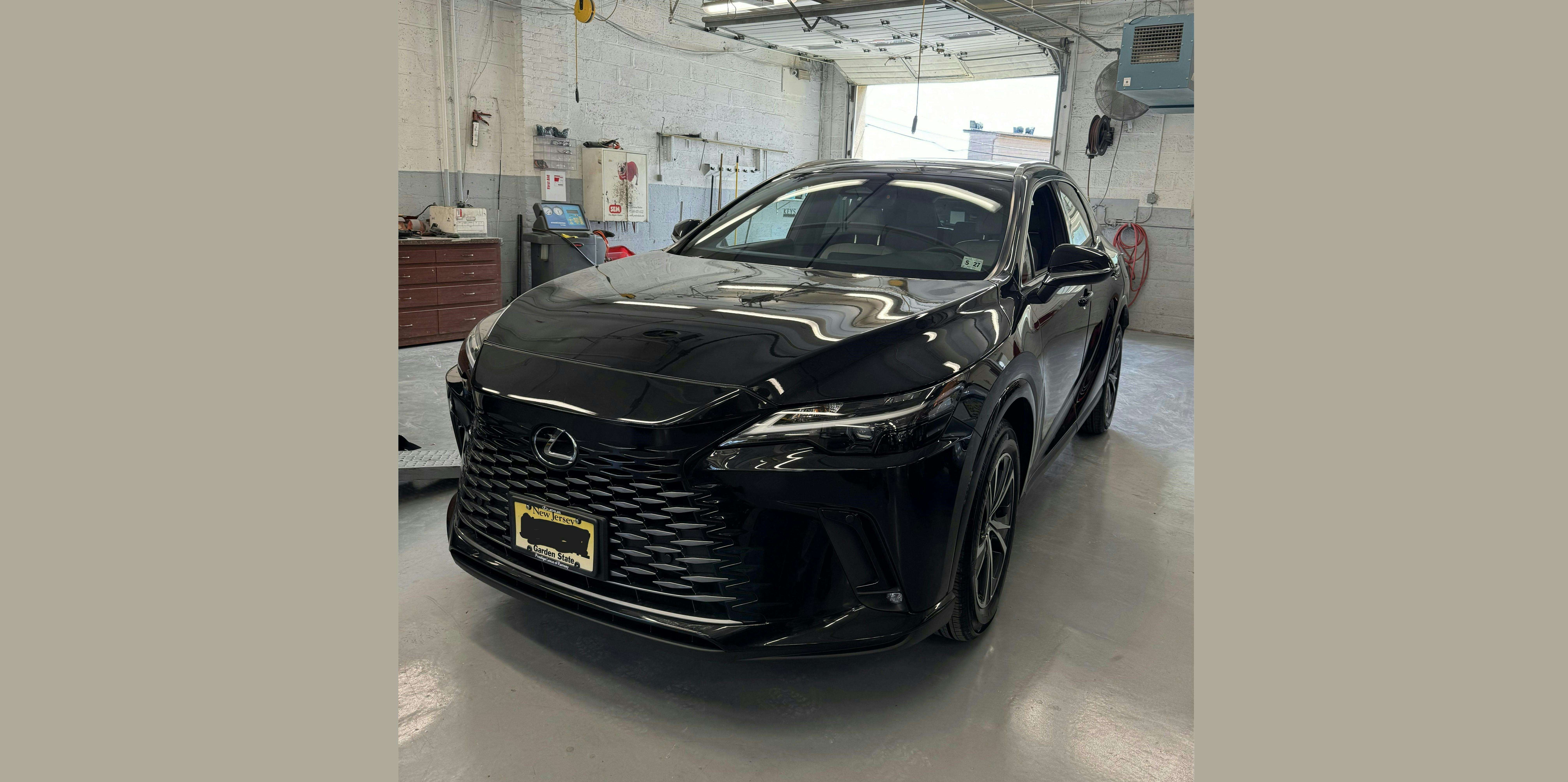 Figure 1: The 2023 Lexus RX350 had instrument cluster lights on, although the scan tool showed no codes.