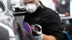 3M Clean Sanding System in Use