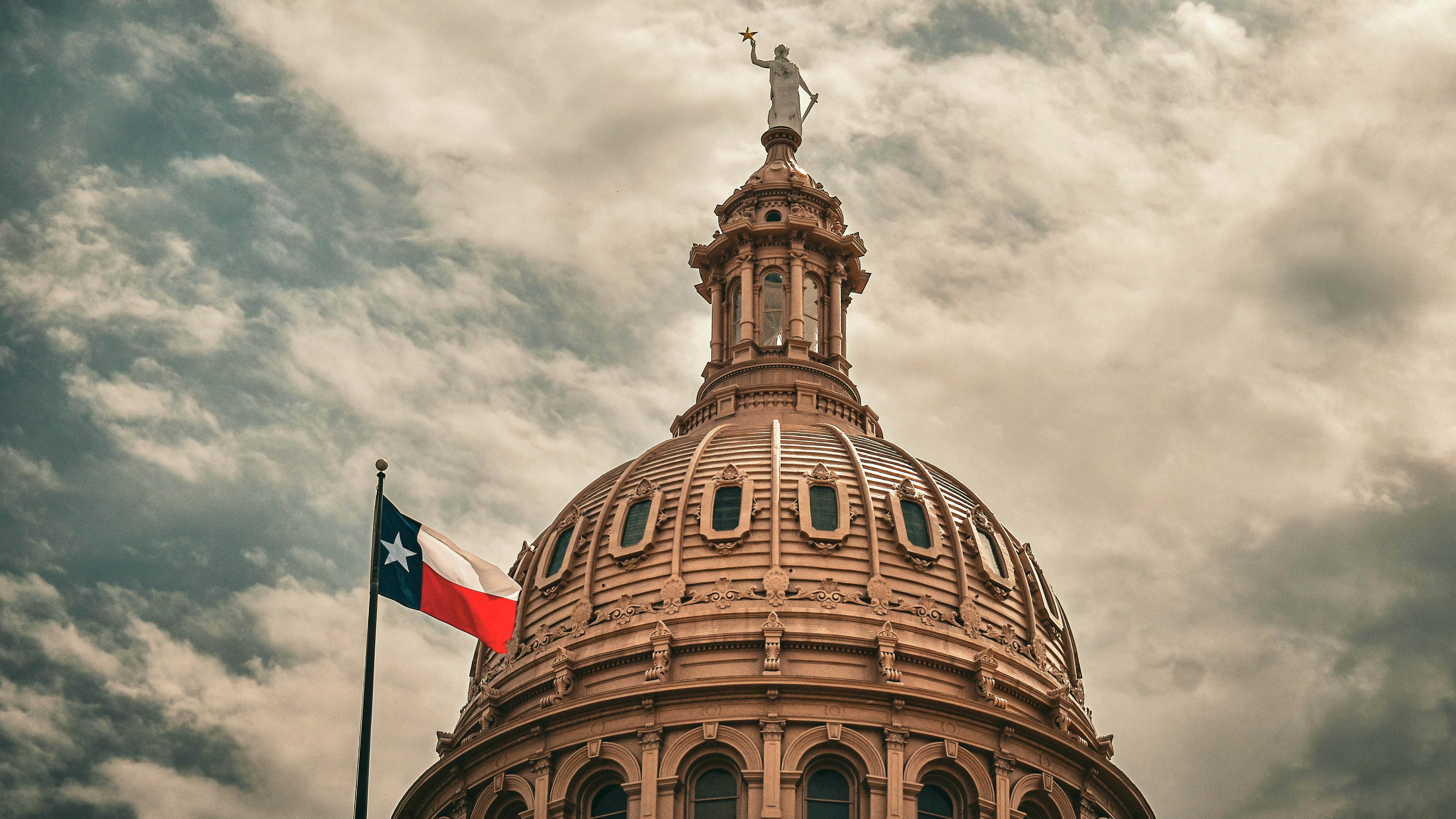 67ae75903d26ecc04762394a Texas