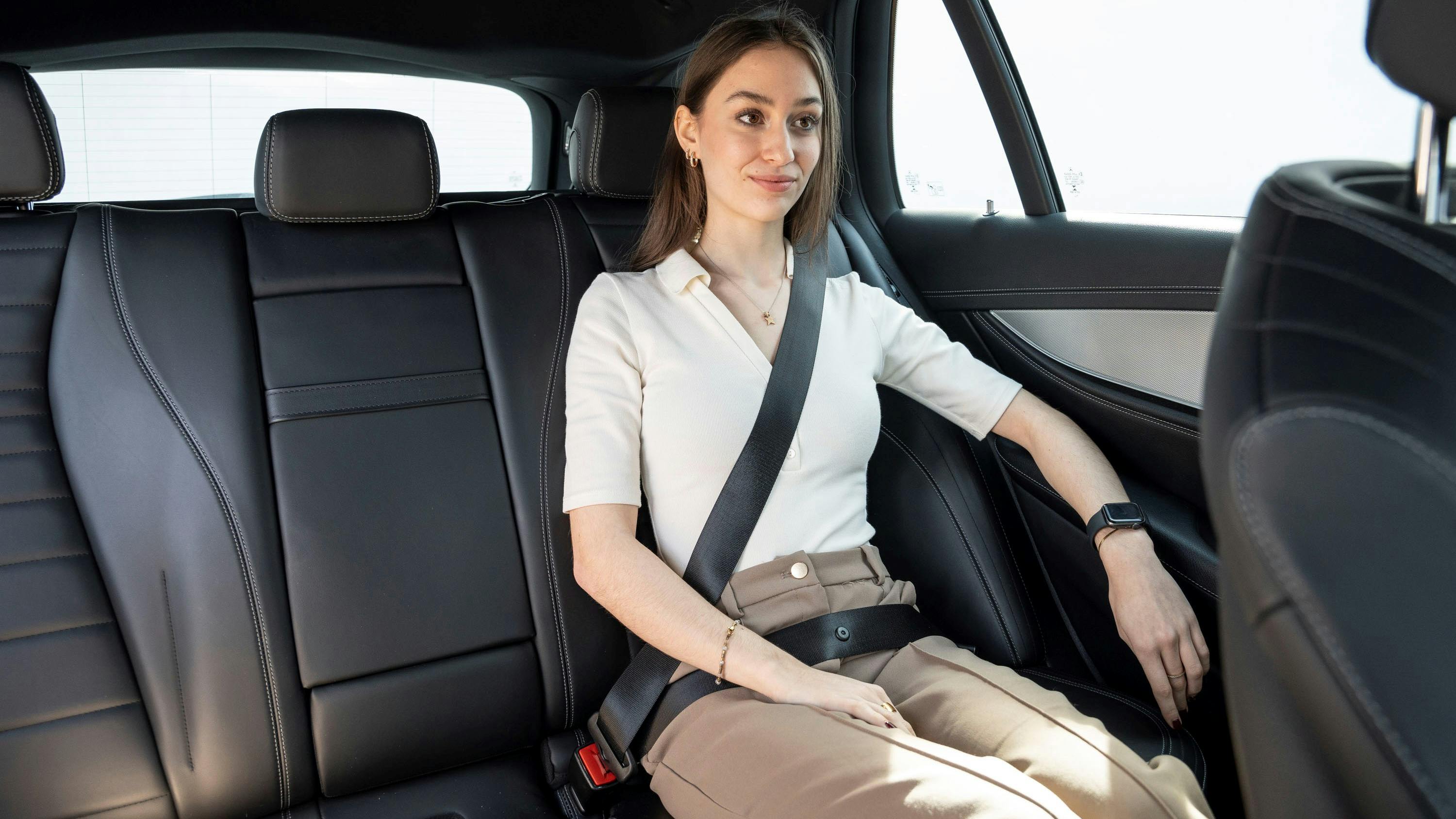 The ZF Lifetec SPR6.1 seat belt uses a new mechanical decoupling system to improve the safety of passengers in the rear seat.