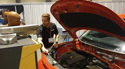 Spanesi's Lucas Kraft demonstrates how to use a 3D measuring system.