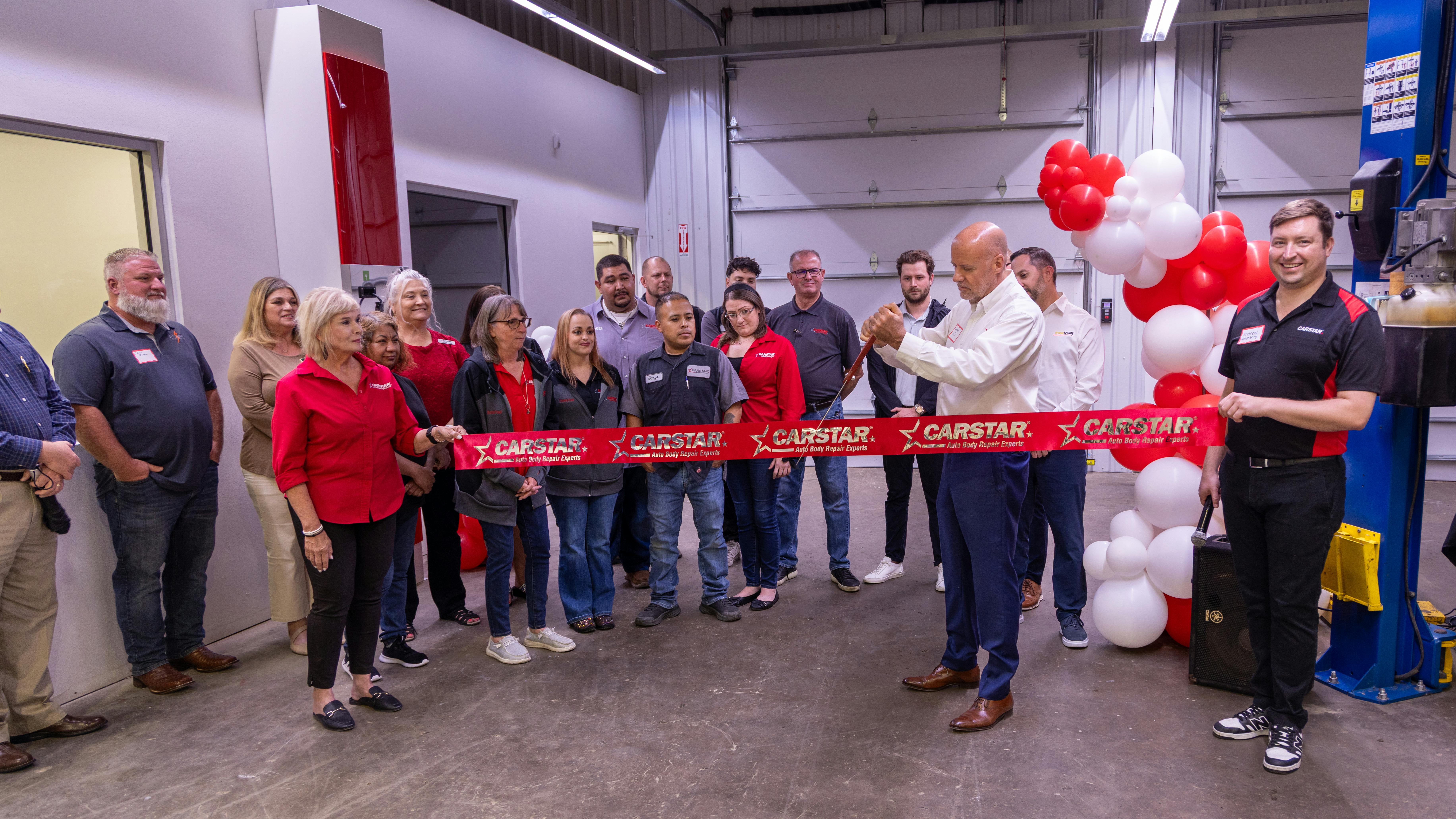 CARSTAR Port Arthur Owners Larry and Patti King celebrated their grand opening on Tuesday, May 6.
