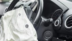 At the end of 1993, the Insurance Institute for Highway Safety (IIHS) said that 91 percent of all 1994 model-year passenger cars were equipped with airbags, at least on the driver’s side. At the end of 1993, the Insurance Institute for Highway Safety (IIHS) said that 91 percent of all 1994 model-year passenger cars were equipped with airbags, at least on the driver’s side.