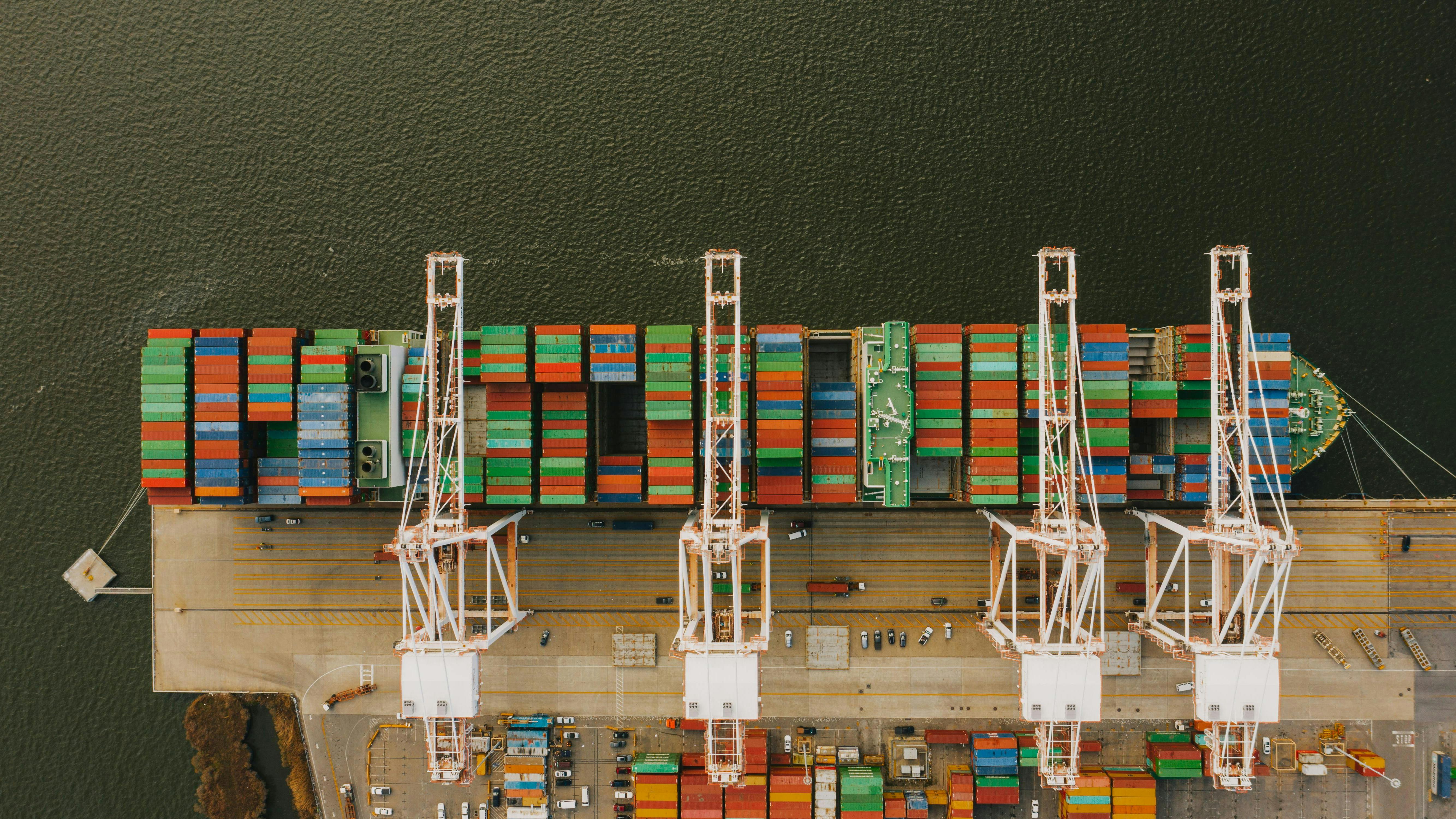 dock_cargo