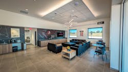 stuart_s_paint__body_grapevine2 stuart_s_paint__body_grapevine2