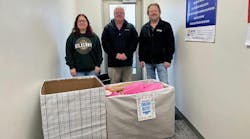 Abra Cloquet's third annual winter clothing drive collected 296 winter clothes for United Way of Carlton and Pine County. Abra Cloquet's third annual winter clothing drive collected 296 winter clothes for United Way of Carlton and Pine County.
