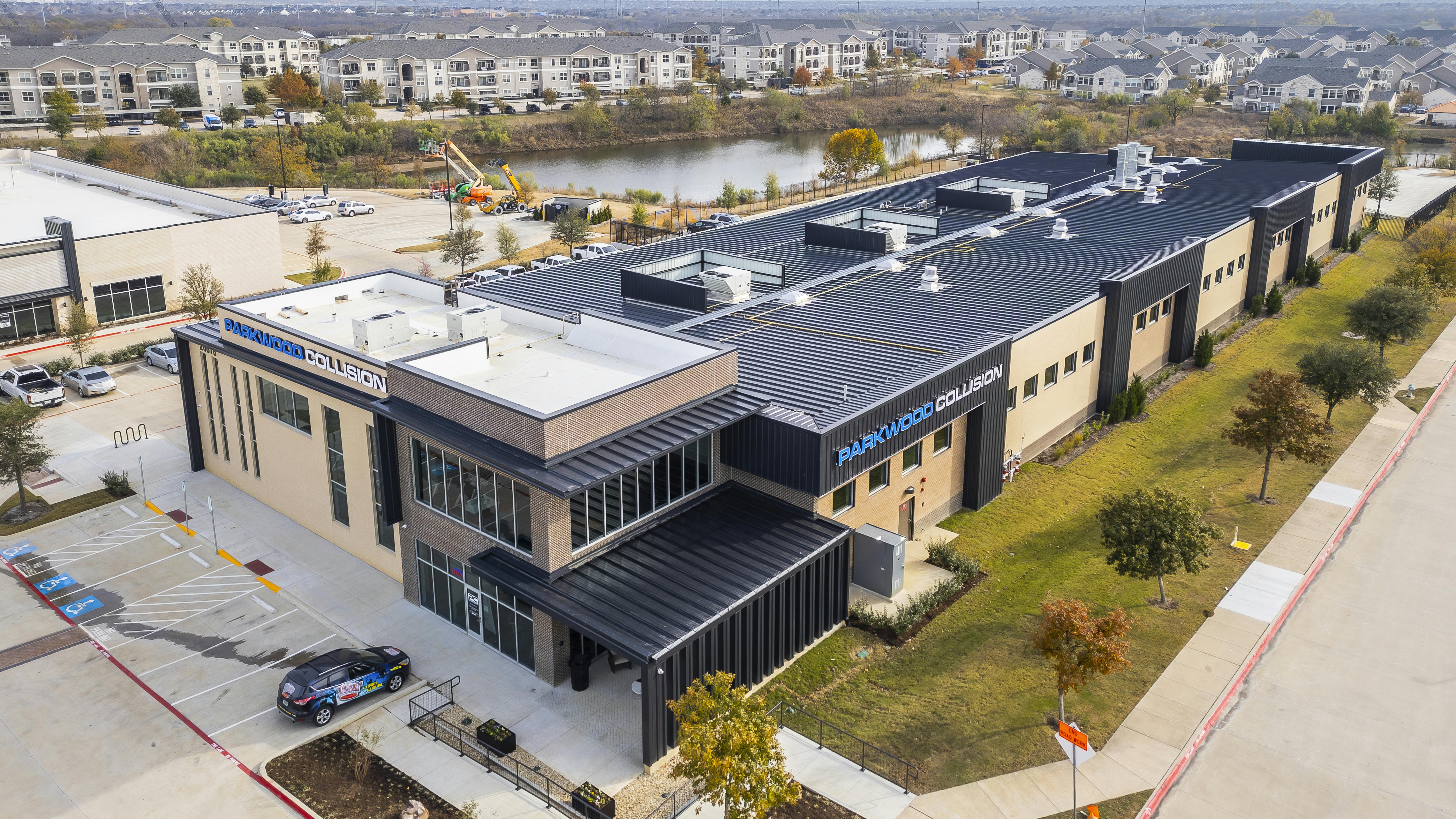 Parkwood Collision Exterior